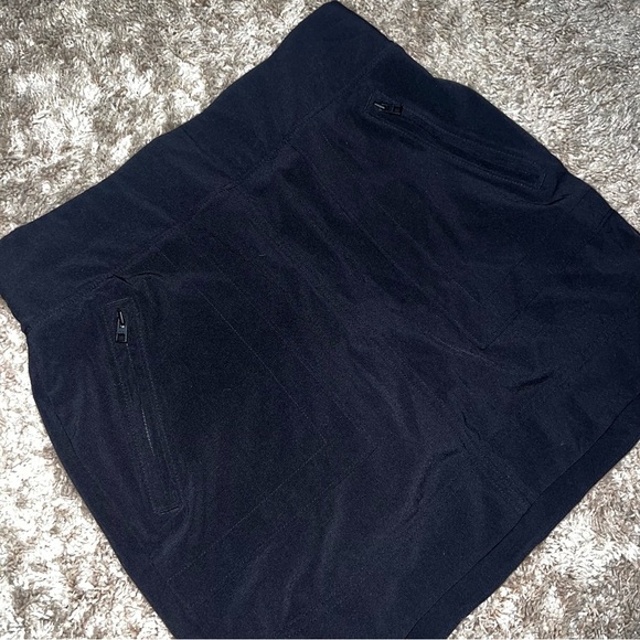 Athleta Mini Skirt with Built In Shorts Black Size 0 - Picture 2 of 12